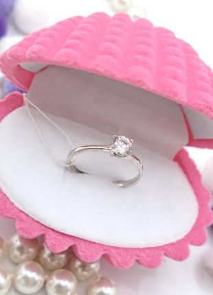 Серебряное нежное тонкое классическое кольцо с белым фианитом 925
