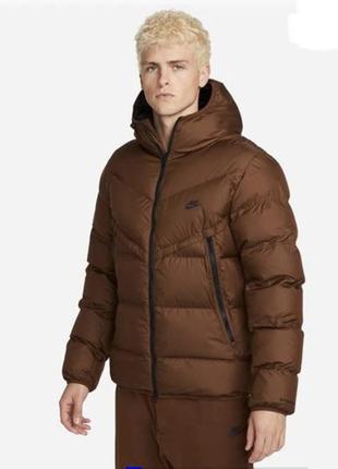 Чоловіча куртка оригінал nike sportswear storm-fit windrunner dr9605-259