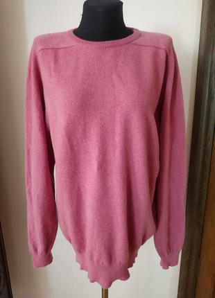 Прекрасный объемный свитер из 100% кашемира johnston's