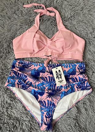 Раздельный купальник в тропический принт