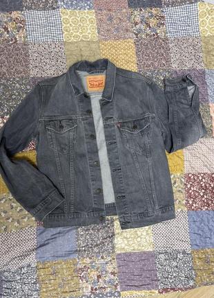 Джинсова куртка levi’s