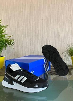 Кросівки чоловічі adidas (чорно-білі)