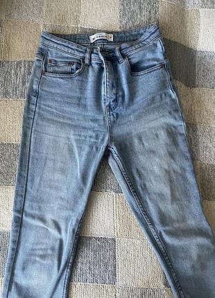 Джинси