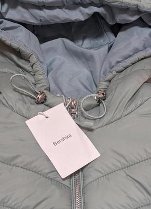 Куртка жіноча bershka4 фото
