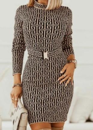 Стильное платье, турция, машинная вязка.