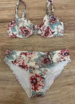 Шикарный, купальник, нежно кремового цвета, с красивым принтом, с цветами, от дорогого бренда: aubade paris 👌