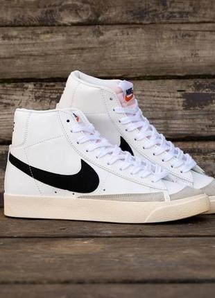 Мужские кроссовки nike blazer mid white black 43-446 фото