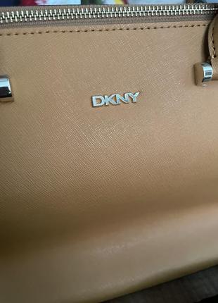 Dkny2 фото