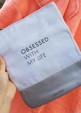 Calvin klein косметичка