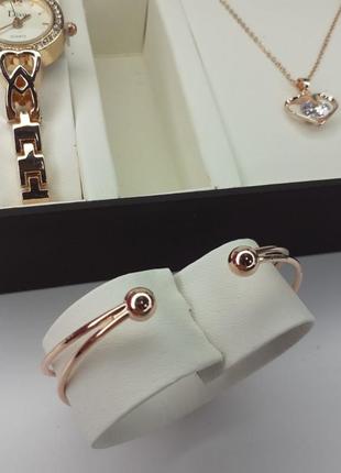 Женский подарочный набор ювелирные изделий disu . кулон, часы, браслет в подарочной упаковке w25 фото