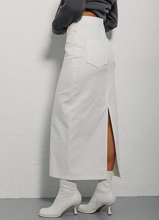 Длинная юбка-карандаш белая с разрезом сзади7 фото