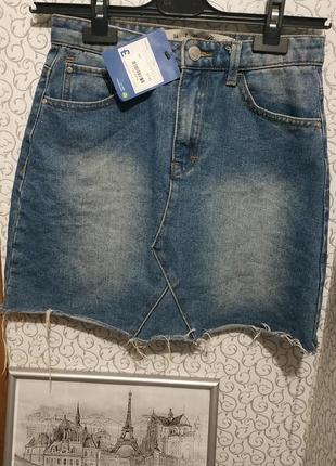 Короткая джинсовая юбка.5 фото