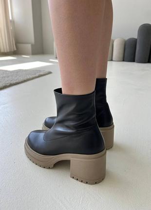 Ботинки на удобных каблуках из натуральной кожи9 фото