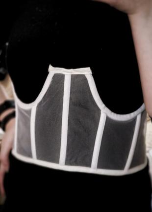 Прозорий декоративний корсет