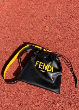 Сумочка fendi1 фото