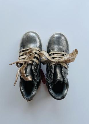 Ботинки для девочки серые демисезонные из искусственной кожи5 фото