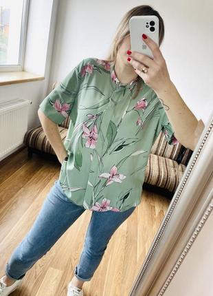 Легкая блуза в цветочный принт3 фото