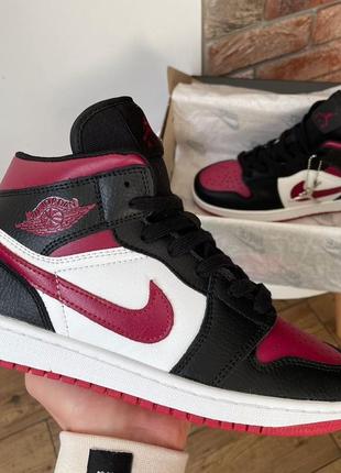 Air jordan retro1 black bordo кроссовки8 фото