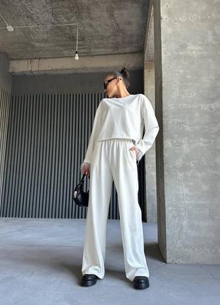 Костюм из трикотаж алекс