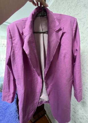 Розовый удлиненный пиджак1 фото