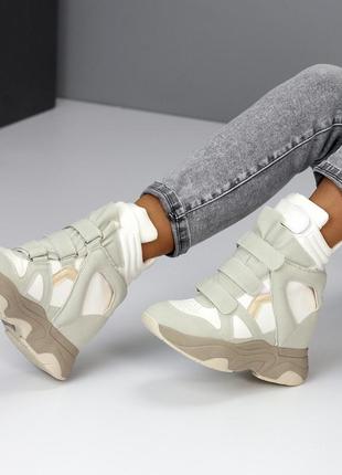 Сникерсы женские