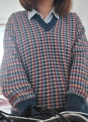 Цветной свитер в ромбик как из 70-х
