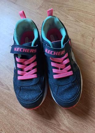 Кроссовки skechers9 фото