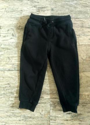 Спортивные штаны 2-3 года