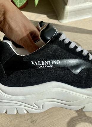 Шкіряні кросівки valentino 37р3 фото