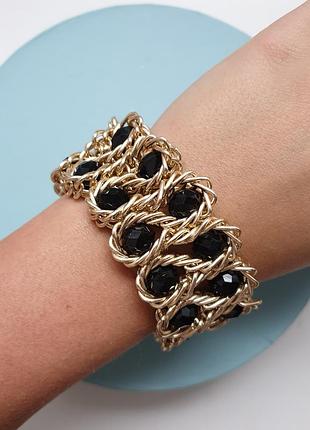 Чорний браслет з перлами