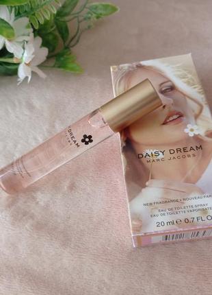 Парфуми marc jacobs. daisy dream