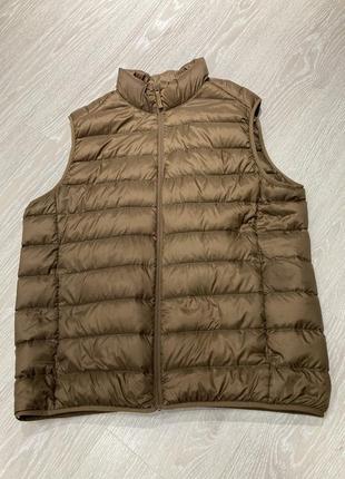 Пухова жилетка uniqlo 100% оригінал