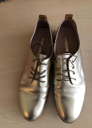 #розвантажуюсь шикарные туфли натуральная кожа светлое золото золотые  37р (38 неполный)4 фото