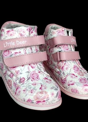 Ботинки деми на липучках розовые рисунок розы новые