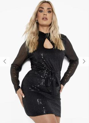 Платье в пайетках