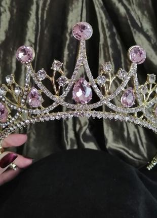 Діадема, тіара, корона під золото з рожевими камінцями, висота 6,5 см.