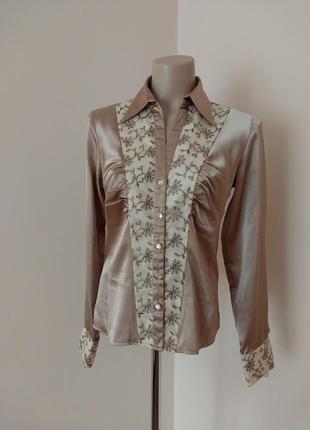 Елегантна блузка з довгим рукавом