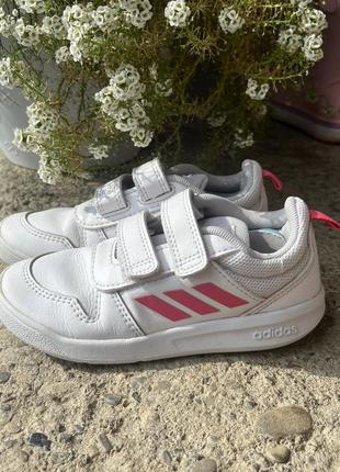 Кросівки дитячі  оригінал adidas2 фото