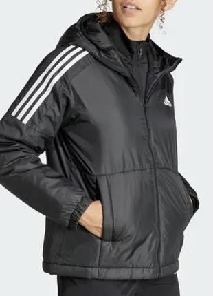 Женская куртка с капюшоном adidas essentials