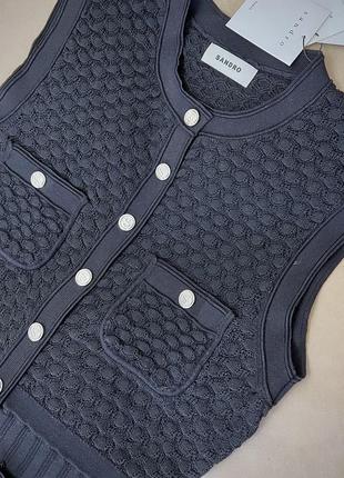 Базовое черное длинное платье клеш без рукавов sandro с перфорациями