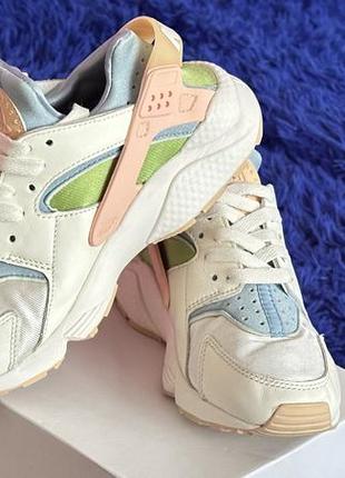 Кроссовки nike air huarache se dq0117-100