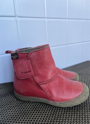 Кожаные ботинки на осень