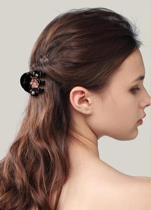 Чорний крабик для волосся  cerco “аdeline” з квіткою і перлами, преміум якість4 фото
