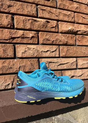 Кросівки asics