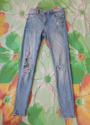 Bershka. джинсы скинни зауженные с потертостями рванкой8 фото