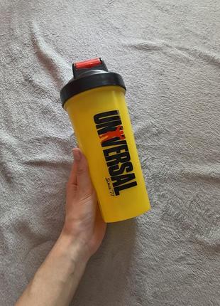 Шейкер , бутылка для зала ( пустой внутри )