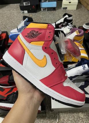 Кроссовки nike air jordan 1 retro high og light fusion red джордан ретро яркие розовые1 фото