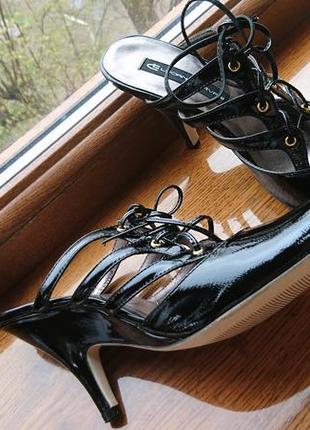 Туфли с открытой пяткой р 39-40 черные лак каблук3 фото