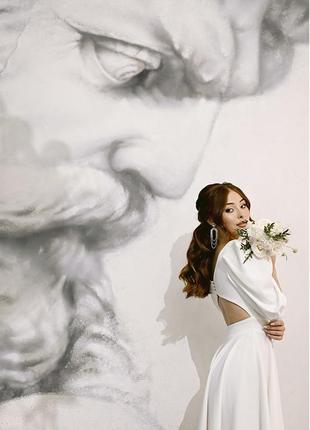 Изысканное стильное платье на свадьбы, роспись,крестины