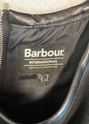 Черное платье с молнией и кожей barbour4 фото